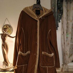 Tally Ho Tan Faux Sheepskin 2x